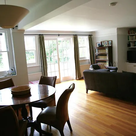 Garden Flat In A Quiet Camden Spot Apartment London Exterior photo